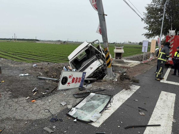 ▲彰化二林鎮車禍。（圖／記者唐詠絮翻攝）