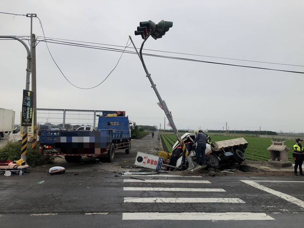 ▲彰化二林鎮車禍。（圖／記者唐詠絮翻攝）