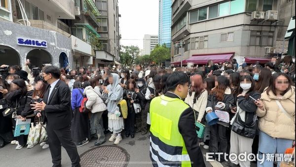 ▲▼ 人氣男團ENHYPEN成員禎元、善宇今（2日）出席美妝品牌活動 。（圖／記者姜國輝攝）