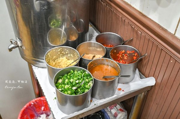 ▲▼全台第一家小火鍋店！寧夏夜市40年人氣石頭火鍋　湯鮮味美古早味十足。（圖／周花花，甲飽沒提供）