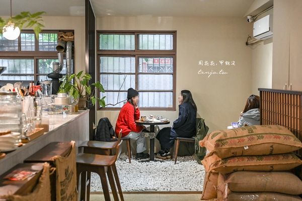 ▲▼隱身老屋民宅文青咖啡廳！森林系庭院環境超好拍。（圖／部落客周花花提供）