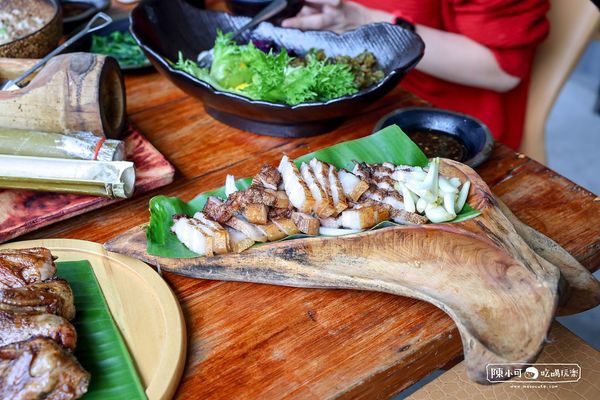 ▲▼鐵路旁的山林饗宴！花蓮原民竹坊無菜單料理　山羌肉和烤竹雞在地風味。（圖／陳小可的吃喝玩樂提供）