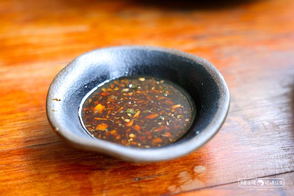 ▲▼鐵路旁的山林饗宴！花蓮原民竹坊無菜單料理　山羌肉和烤竹雞在地風味。（圖／陳小可的吃喝玩樂提供）