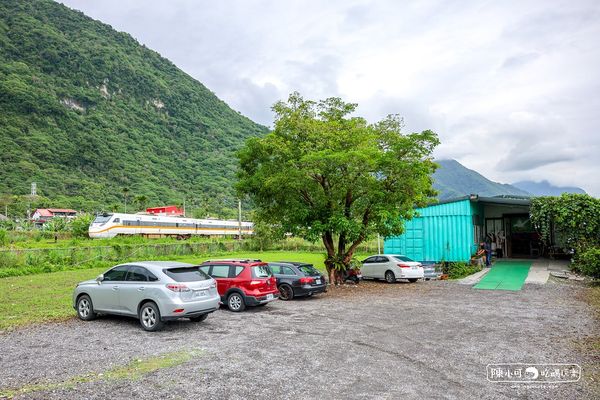 ▲▼鐵路旁的山林饗宴！花蓮原民竹坊無菜單料理　山羌肉和烤竹雞在地風味。（圖／陳小可的吃喝玩樂提供）