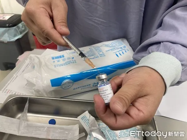 ▲▼新冠疫苗,Novavax JN.1疫苗。（圖／記者洪巧藍攝）