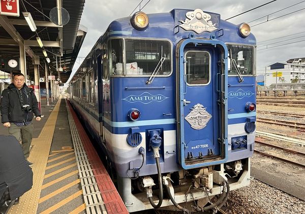 ▲▼搭乘日本天地號開啟山陰假期！觀光列車上吃美食、抽籤超有趣。（圖／小虎食夢網提供）