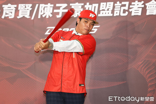 ▲▼  0103 朱育賢,陳子豪加盟味全龍記者會-陳子豪。（圖／記者黃克翔攝）