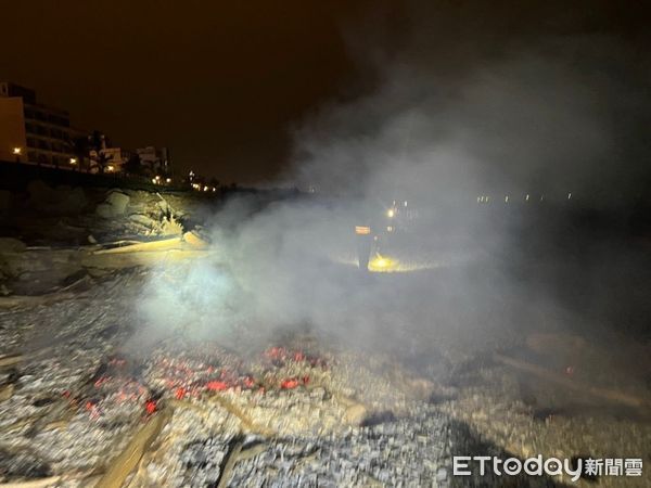 ▲▼民眾燃燒漂流木取暖，在花蓮南濱與北濱公園點燃約40處火點。（圖／花蓮縣政府提供，下同