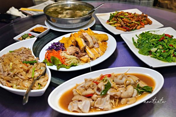 ▲▼老復興飲食店，酸溜夠味薑絲大腸，經濟實惠道地客家菜。（圖／部落客水晶提供）