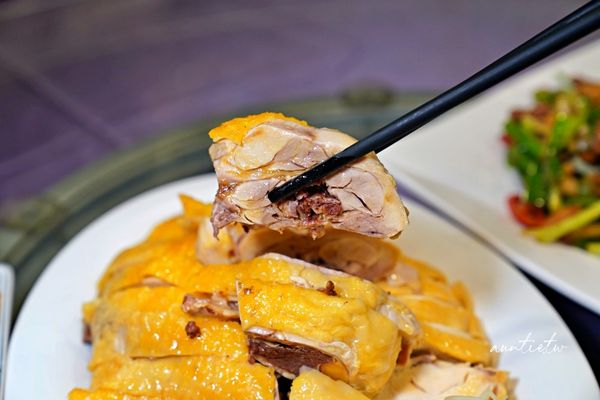 ▲▼老復興飲食店，酸溜夠味薑絲大腸，經濟實惠道地客家菜。（圖／部落客水晶提供）