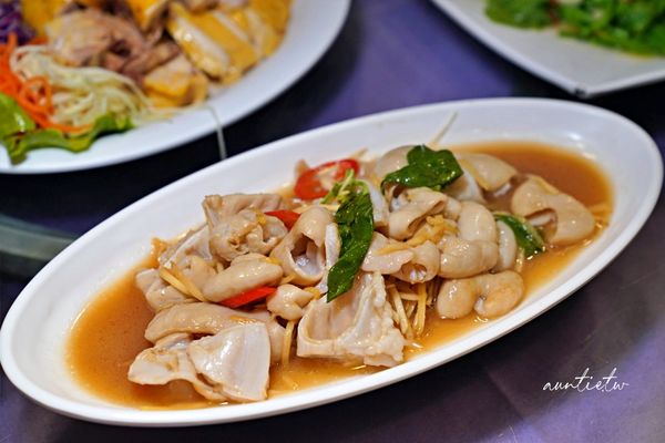 ▲▼老復興飲食店，酸溜夠味薑絲大腸，經濟實惠道地客家菜。（圖／部落客水晶提供）