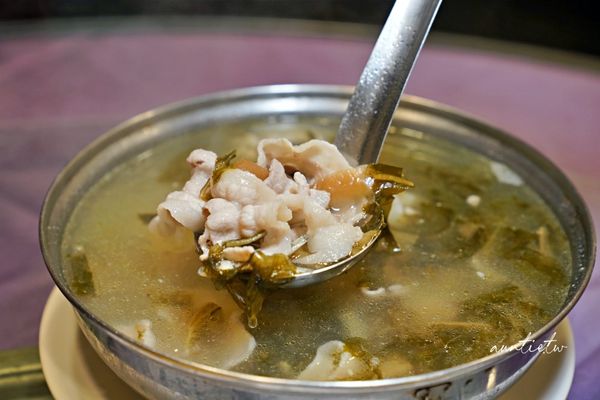 ▲▼老復興飲食店，酸溜夠味薑絲大腸，經濟實惠道地客家菜。（圖／部落客水晶提供）