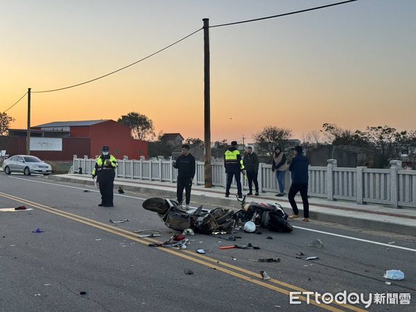 ▲▼金門發生死亡車禍，女騎士傷重搶救不治。（圖／記者林名揚翻攝）