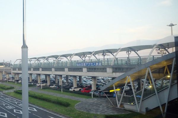 ▲▼日本秋田，仙台機場到秋田市區交通方式，電車轉新幹線2個多小時抵達。（圖／飛天璇授權提供）