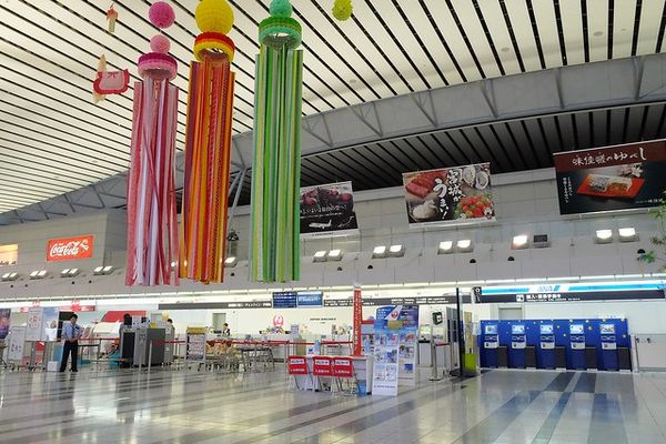 ▲▼日本秋田，仙台機場到秋田市區交通方式，電車轉新幹線2個多小時抵達。（圖／飛天璇授權提供）