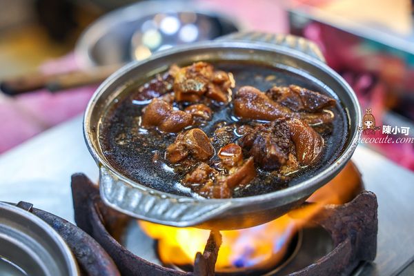 ▲▼萬得富爸爸肉骨茶王中王。（圖／部落客陳小可的吃喝玩樂授權提供）