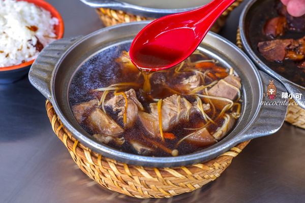 ▲▼萬得富爸爸肉骨茶王中王。（圖／部落客陳小可的吃喝玩樂授權提供）