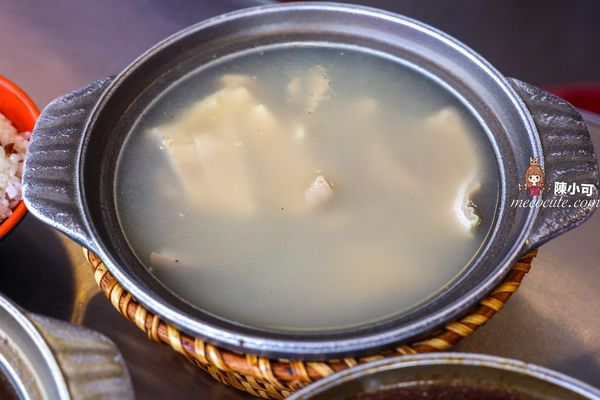 ▲▼萬得富爸爸肉骨茶王中王。（圖／部落客陳小可的吃喝玩樂授權提供）