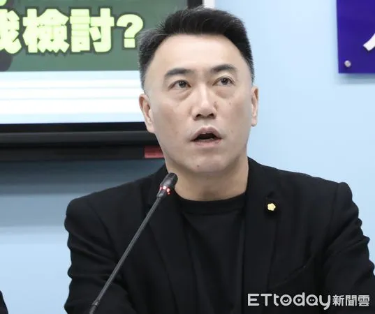 ▲▼國民黨團召開 柯建銘 鬼話連篇 有臉惡搞在野黨  從不自我檢討 記者會 林思銘 羅智強 林沛祥 徐巧芯。（圖／記者屠惠剛攝）