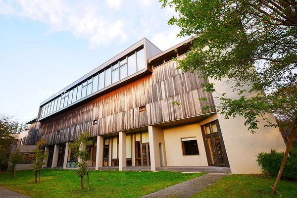 ▲▼日本秋田｜國際教養大學中嶋紀念圖書館。（圖／飛天璇授權提供）