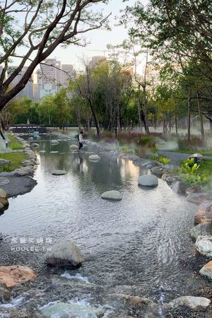▲▼內惟森林親水河道超美迷霧森林景點！散步拍照戲水的好去處。（圖／虎麗授權提供）