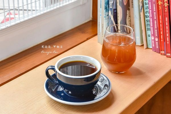 ▲▼田野間的貨櫃屋咖啡店！台南銅板價輕食飲料　自家種蔬果融入菜單。（圖／周花花甲飽沒提供）