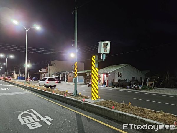 ▲雲林縣警察局2月15日啟用5處科技執法設備，以強化超速與闖紅燈違規取締，期望有效降低交通事故發生率。（圖／記者王悉宇翻攝）