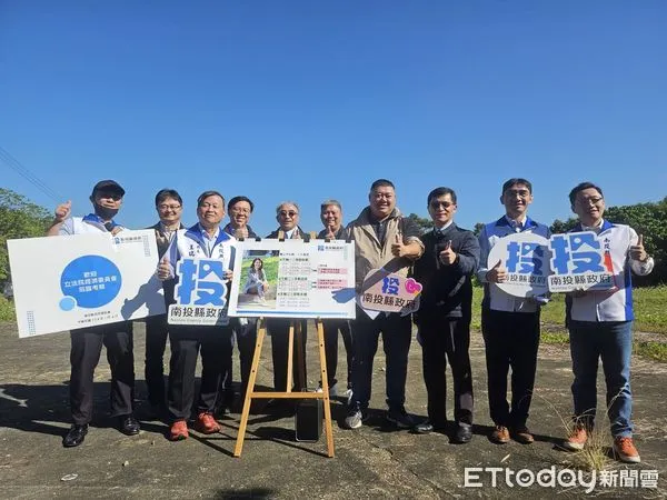 ▲立委游顥安排立法院考察竹山南雲產業園區，爭取加速力拚今年上半年核發開發許可。（圖／立委游顥辦公室提供，下同）