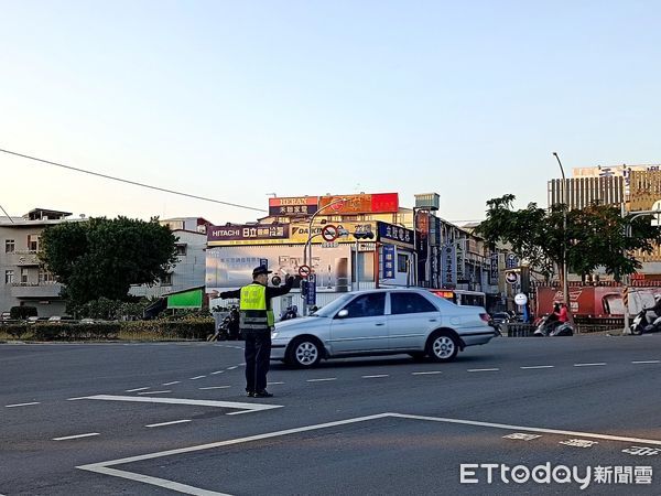 ▲▼高雄警針對11處熱門景點已規劃相關道路及景點交通疏導計畫，將嚴格取締重大交通違規並加強交通疏導、管制措施。（圖／記者賴文萱翻攝）