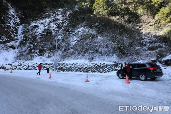 ▲▼泡湯和追雪一直是冬季熱門的休閒活動。(圖／慈濟醫學中心提供示意圖，下同）