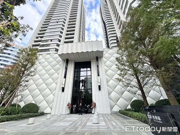 ▲▼忠泰老佛爺,廣場,收益型不動產,公設,忠泰集團             。（圖／記者陳筱惠攝）