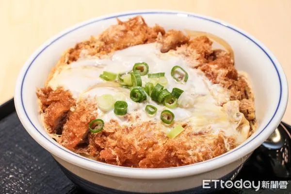 ▲吉豚豬排丼（竹）。（圖／記者黃士原攝）