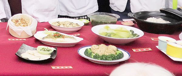 ▲衛福部立桃園醫院今年精心設計的金蛇年幸福年菜。（圖／部立桃園醫院提供）