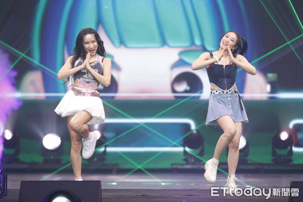 ▲▼文總X三立除夕特別節目《WE ARE我們的除夕夜》彩排現場直擊，演出陣容包含中國娃娃China Dolls X、林美秀、展榮展瑞K.R. Bros等。（圖／記者湯興漢攝）