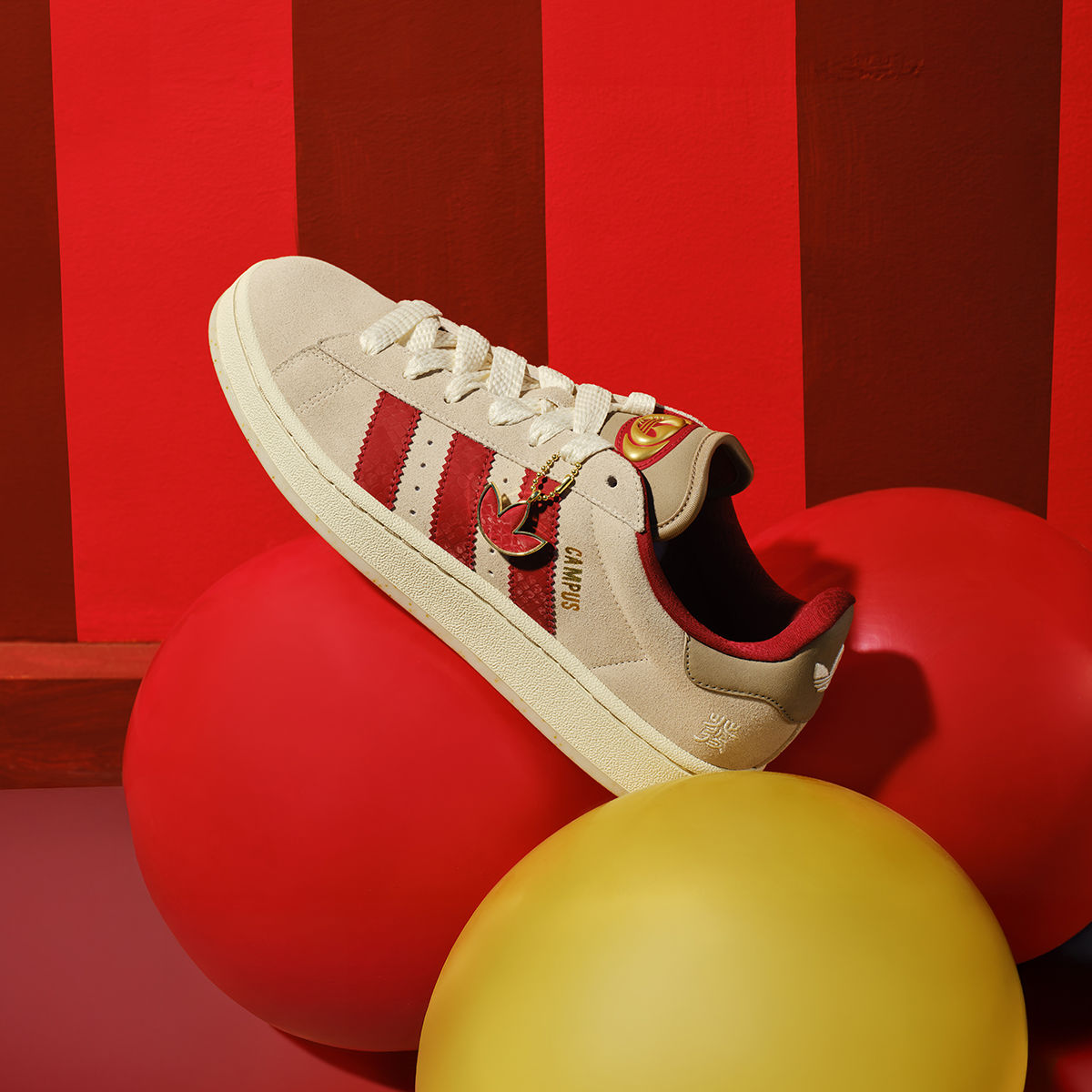 ▲▼  盤點蛇年限定鞋 。（圖／品牌提供）