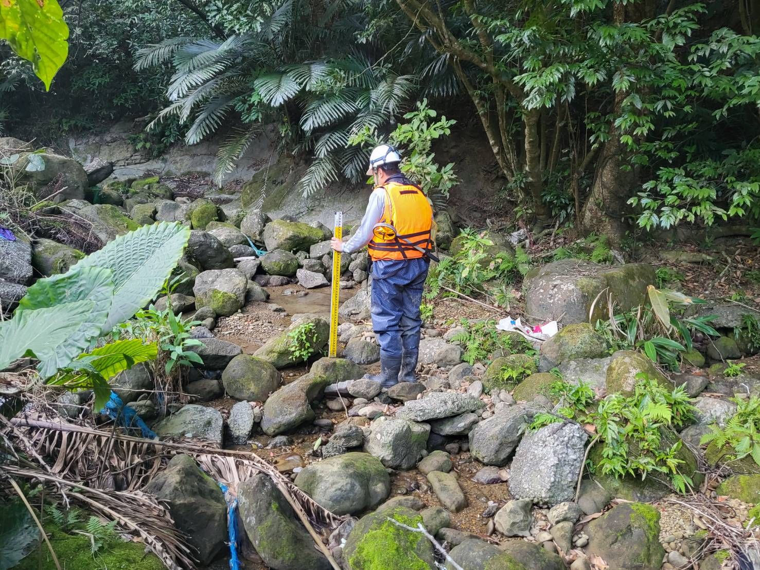 ▲備戰汛期嚴峻考驗　新北水利建造物檢查提前啟動。（圖／新北市水利局提供）