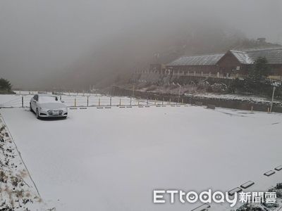 快訊／合歡山兩波降雪！　厚度達3公分