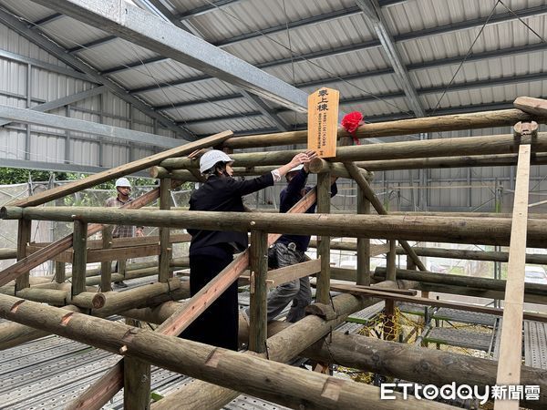 ▲▼歷史建築「菁華林苑」上梁祈福儀式，完成美崙溪畔林業發展史跡最後一塊拼圖。（圖／花蓮分署提供，下同）