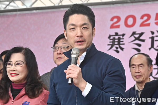 ▲▼台北市長蔣萬安出席由秦慧珠議員辦公室主辦2025寒冬送暖送愛心公益園遊會。（圖／記者李毓康攝）