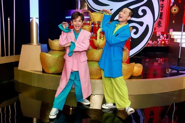 ▲浩角翔起睽違六年再度一起跳舞。（圖／民視提供）