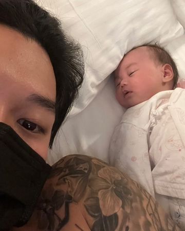 ▲高爾宣(中)、王ＡＤＥＮ(右)與ＰＩＺＺＡＬＩ。（圖／三立提供）