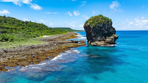 ▲▼墾丁最新船帆石No.1000咖啡廳。（圖／墾丁福容大飯店提供）