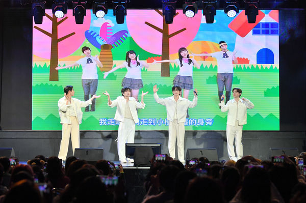 ▲《愛情羅勒香》SAILUB PON & BENZ GARFIELD粉絲見面會。（圖／WOW集團-火種娛樂提供）