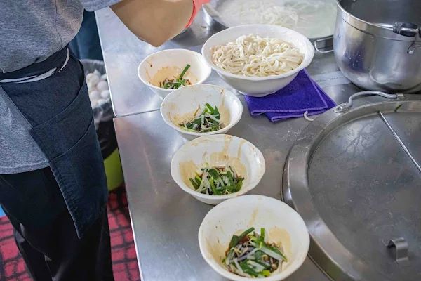 ▲▼岡山超狂炒蛋麵四小時不到就收工。（圖／部落客美熊提供）