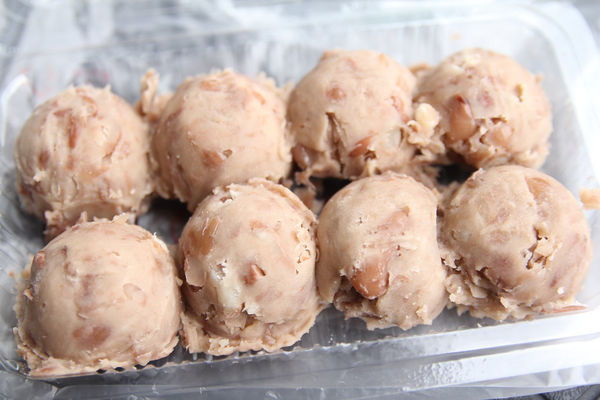 越來越少見！古早「歐兜麥小攤」賣紅豆泥　手工慢火熬煮有夠綿密