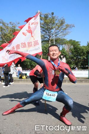 ▲▼高雄市翠屏國中小校長黃景良。（圖／記者許宥孺翻攝）