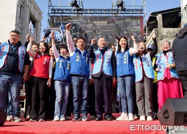 ▲草屯鎮長國民黨候選人簡賜勝競選總部今天成立。（圖／記者高堂堯翻攝）