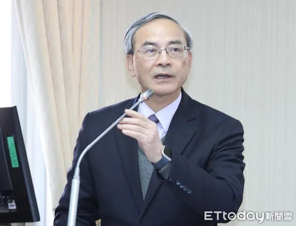 ▲財政部次長阮清華。（圖／記者屠惠剛攝）