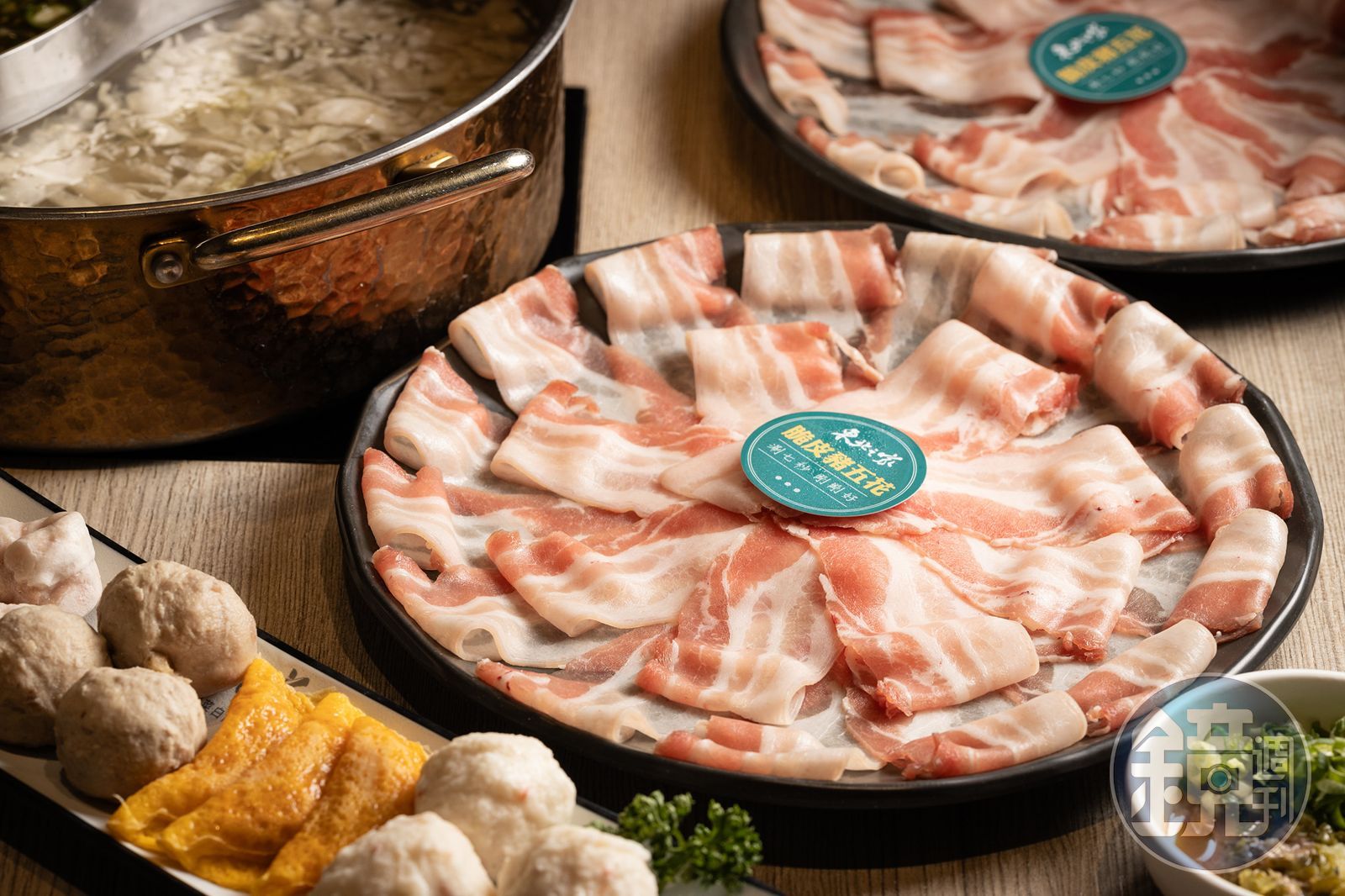 外帶年菜懶人包！6大鍋物名店從酸菜白肉鍋、溫體羊肉爐、薑母鴨到麻辣鍋　讓你輕鬆準備一桌澎湃年夜飯