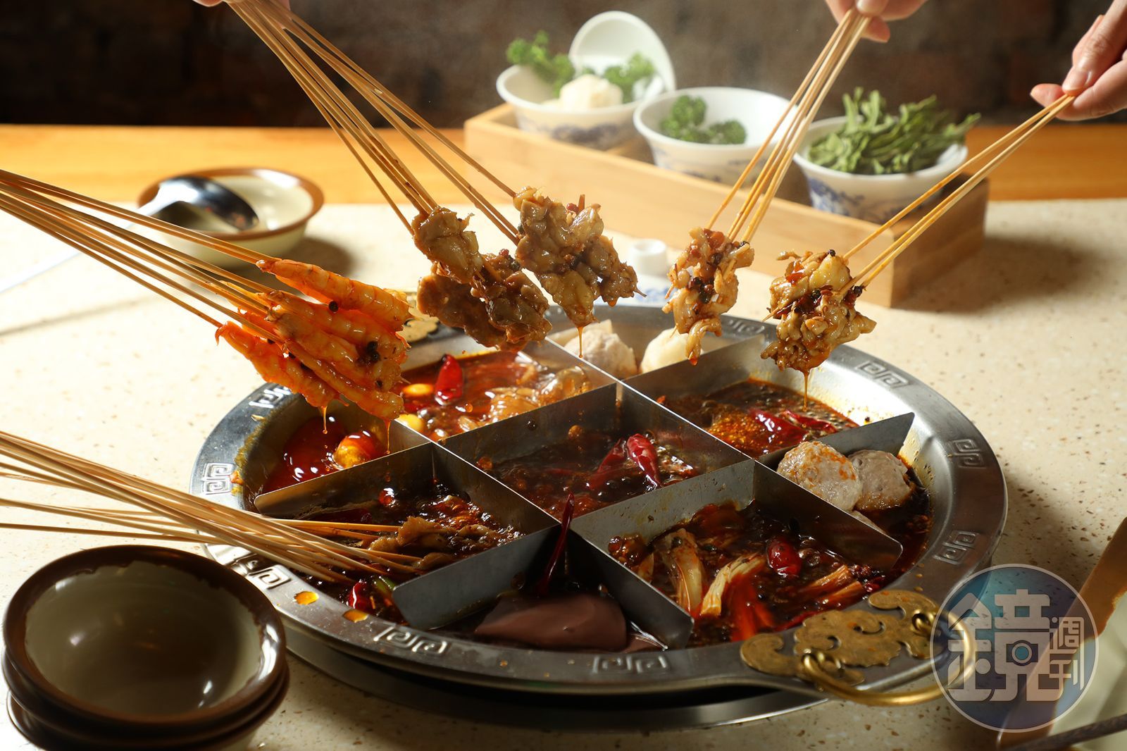 外帶年菜懶人包！6大鍋物名店從酸菜白肉鍋、溫體羊肉爐、薑母鴨到麻辣鍋　讓你輕鬆準備一桌澎湃年夜飯